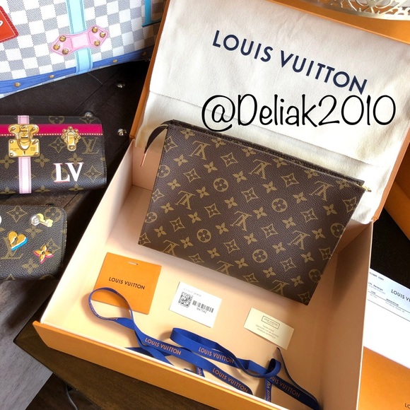 SOLD! 🇫🇷 NWT Louis Vuitton Toiletry 26 Pouch 😍 - Picture 8 of 8